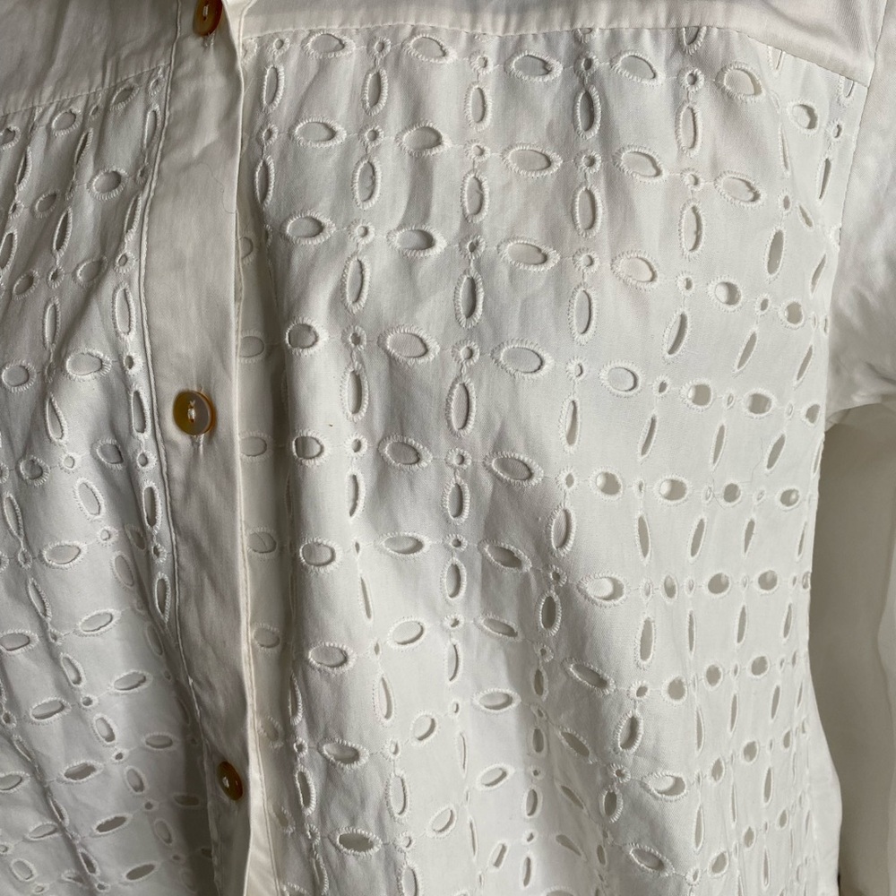 Wynne Collection Medium White High Low Top - Picture 6 of 10